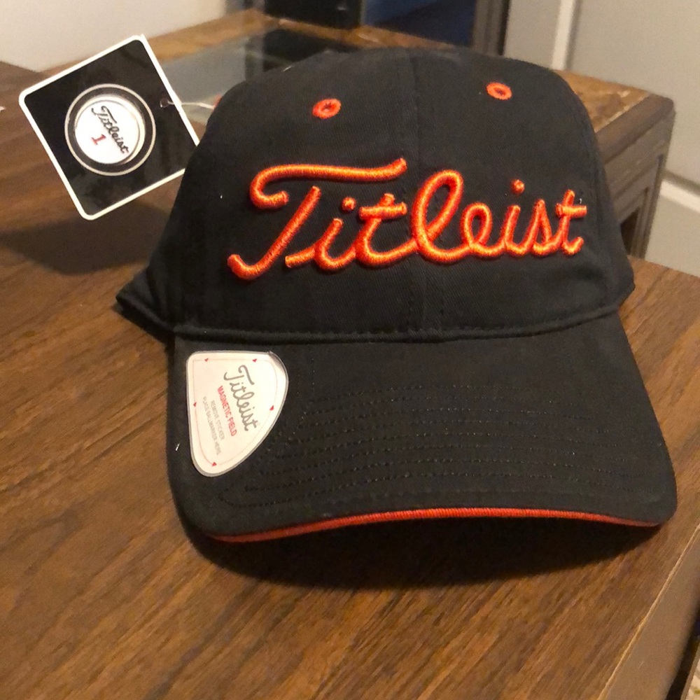 Titleist ball market hat